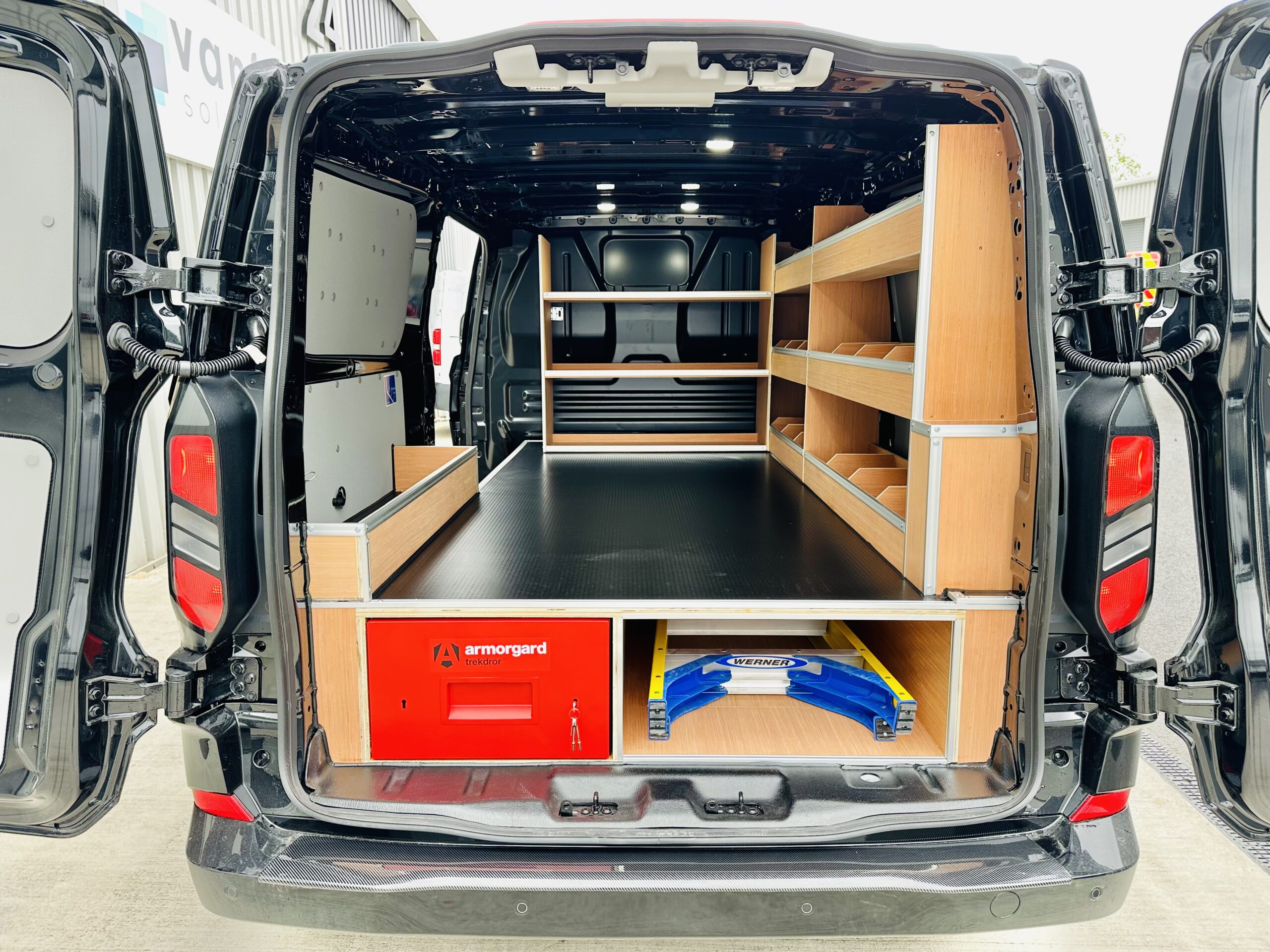 FORD TRANSIT CUSTOM NEW SHAPE Van Fit Solutions