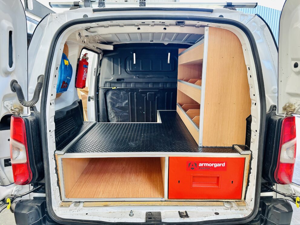 PEUGEOT PARTNER BESPOKE STORAGE